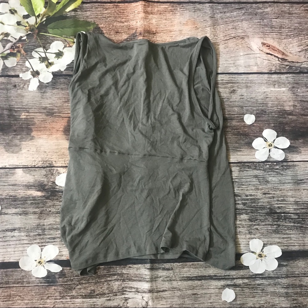 Bobeau Side Knot Ruched Tank Top - Picture 5 of 5